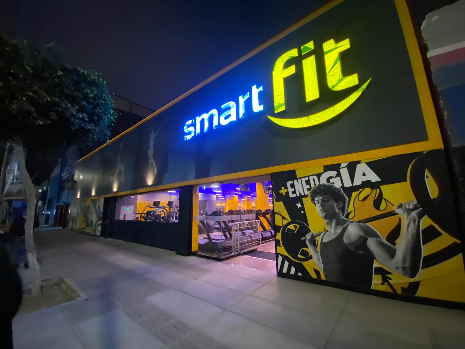 Eficiencia y Crecimiento: El Camino de Smart Fit en Perú