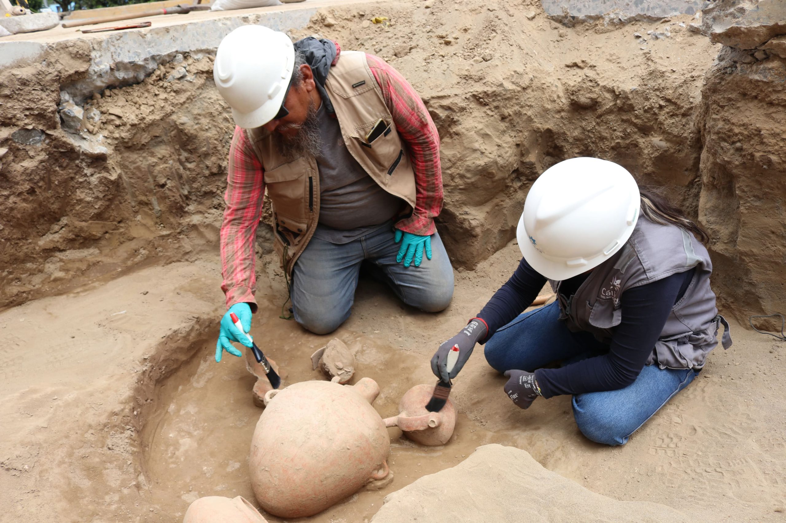 Vía Expresa Santa Rosa: Hallamos restos arqueológicos de hace aproximadamente 2,000 años de antigüedad