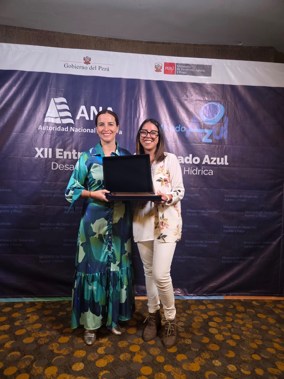 Cálidda recibe el Certificado Azul por su compromiso con la gestión responsable del agua